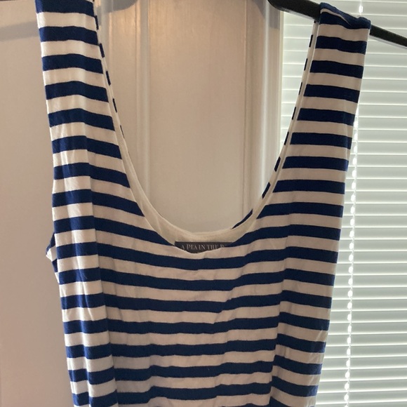 A Pea in the Pod side tie maternity dress - Picture 2 of 4